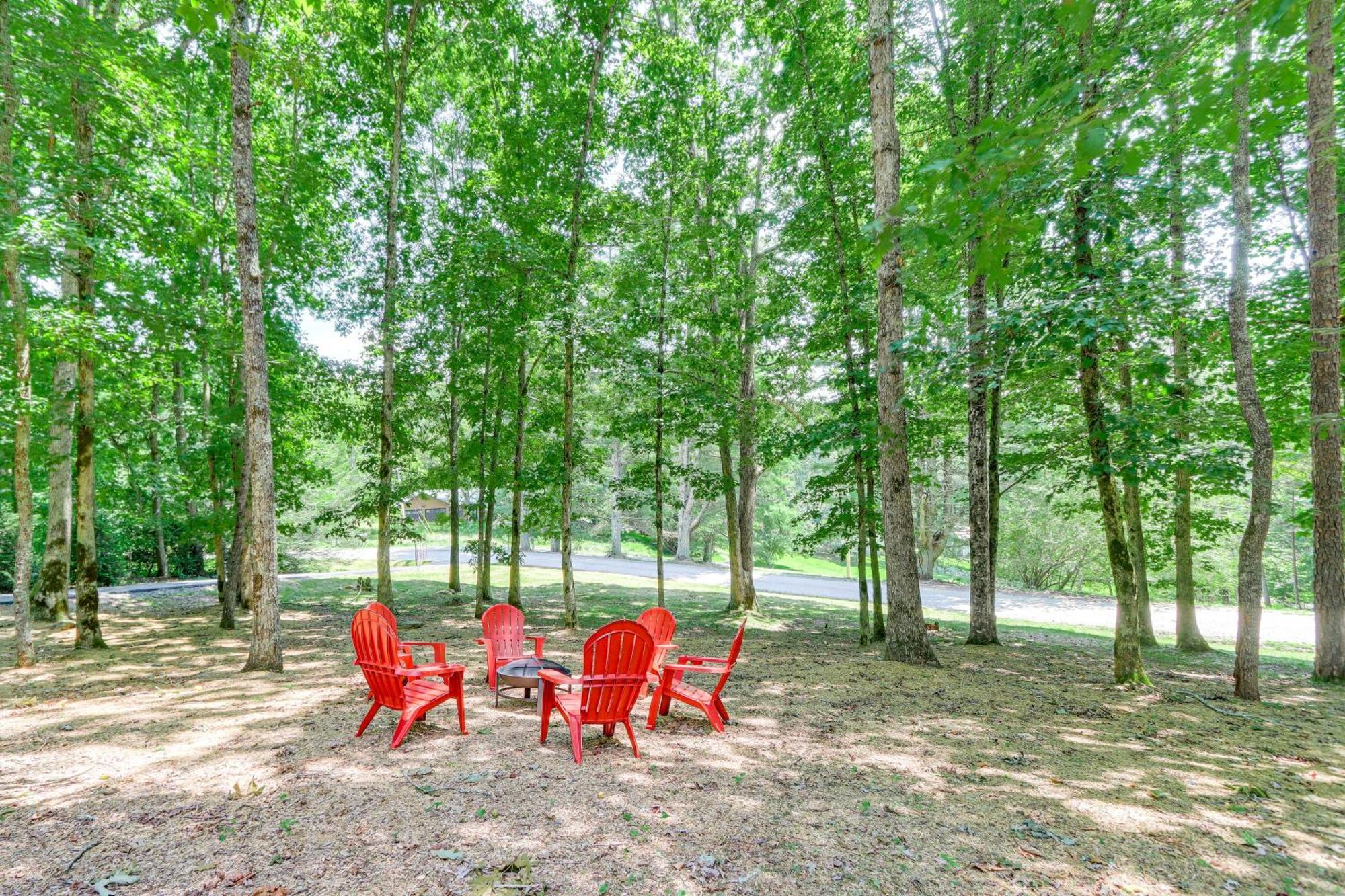 Pet-Friendly Home With Hot Tub In Blue Ridge! Kültér fotó