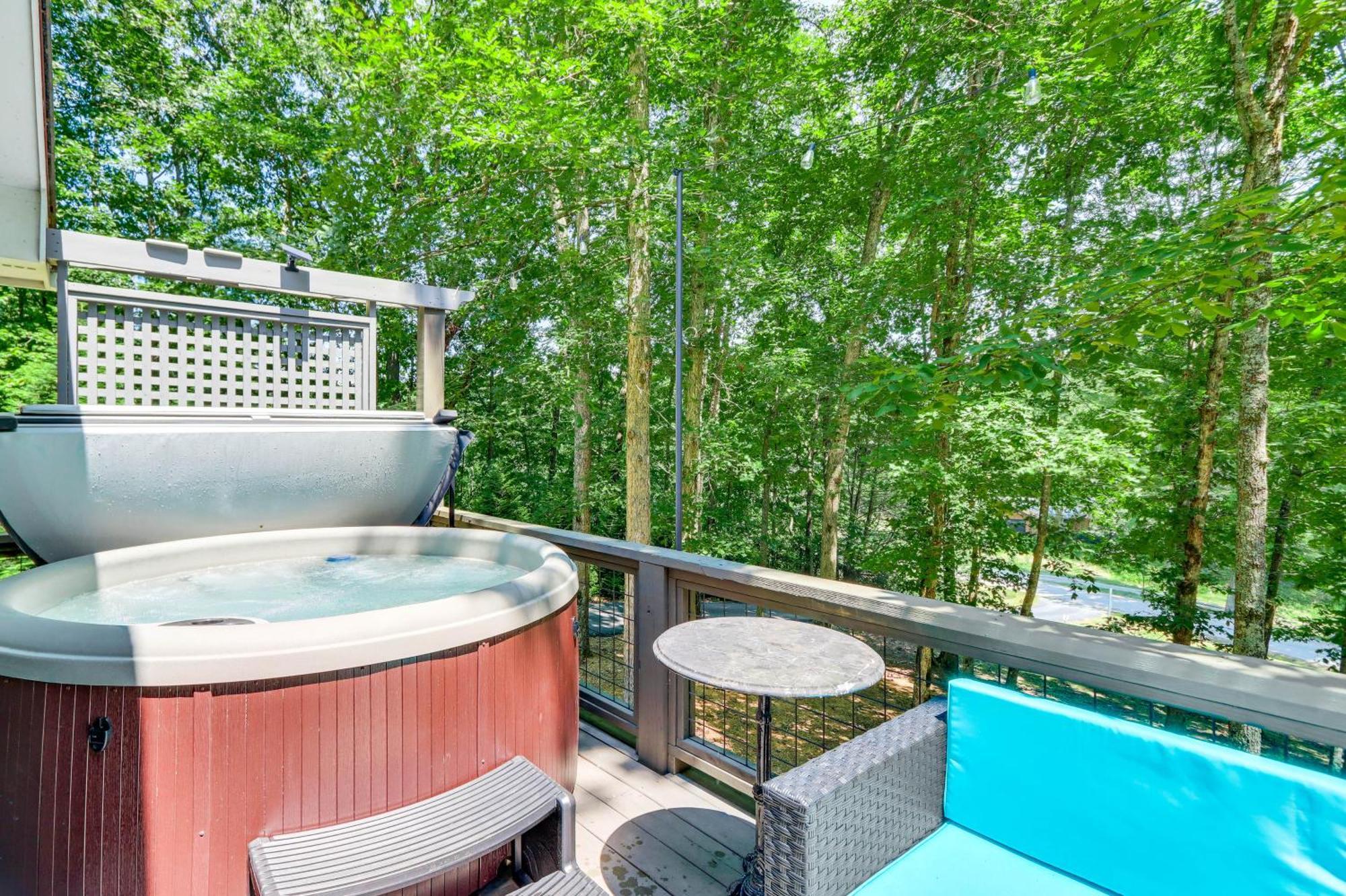 Pet-Friendly Home With Hot Tub In Blue Ridge! Kültér fotó